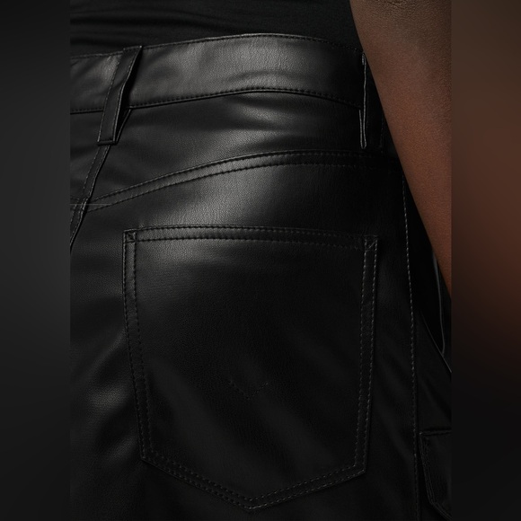 Hudson NWT Cargo Viper Faux Leather Mini Skirt in Black - Picture 2 of 10